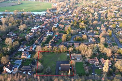 undefined, Braybrooke Road, Wargrave, Reading, RG10