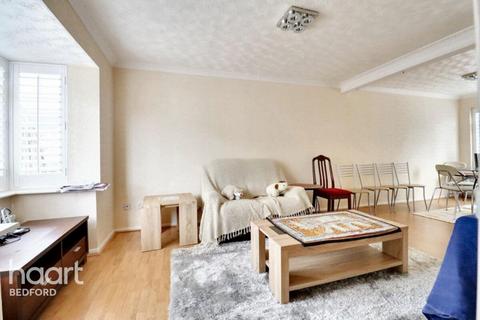 3 bedroom end of terrace house for sale, Beatrice Street, Bedford