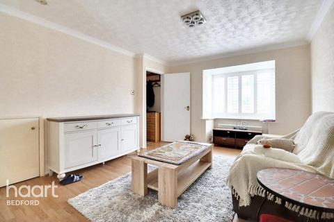 3 bedroom end of terrace house for sale, Beatrice Street, Bedford