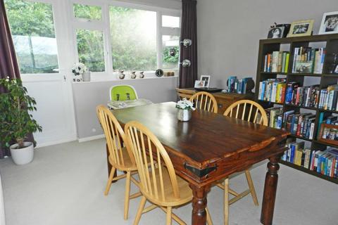 3 bedroom flat to rent, Jireh Court, Perrymount Road, Haywards Heath