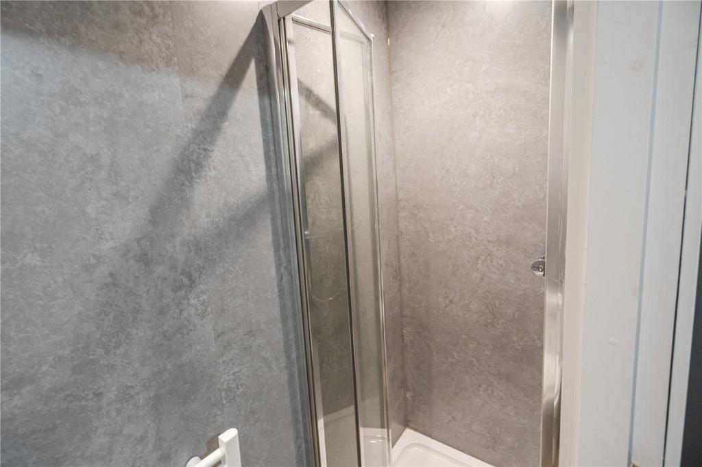 En-Suite 2
