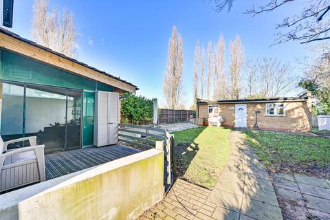 undefined, Dunblane Road, Blackheath, London, SE9