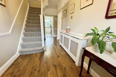 5 bedroom house for sale, Keswick Avenue, Hornchurch, RM11