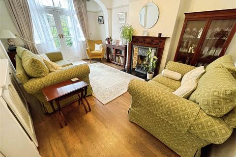 5 bedroom house for sale, Keswick Avenue, Hornchurch, RM11