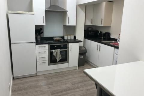 4 bedroom flat to rent, Marble Street, Leicester, LE1
