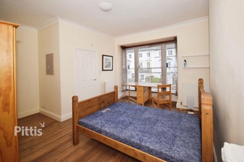 undefined, Carisbrooke Road Newport PO30