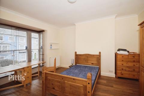 undefined, Carisbrooke Road Newport PO30