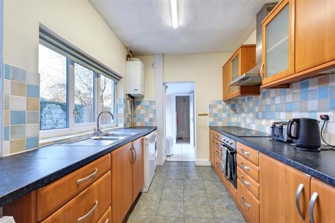 5 bedroom semi-detached house for sale, Fletcher Road, Beeston