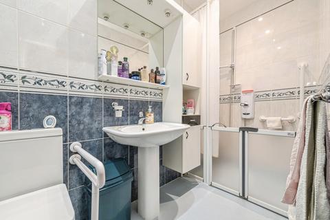 1 bedroom bungalow for sale, Liversedge Hall Lane, West Yorkshire WF15