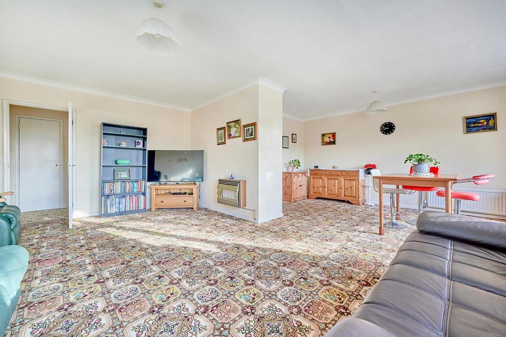 Large Open Plan Sitting/Dining Room