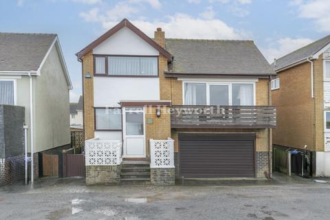 undefined, Queens Promenade, Thornton Cleveleys FY5