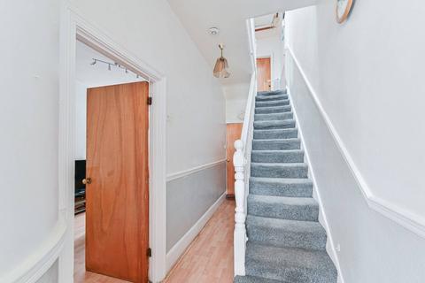 3 bedroom terraced house for sale, Crusoe Road, Mitcham, CR4