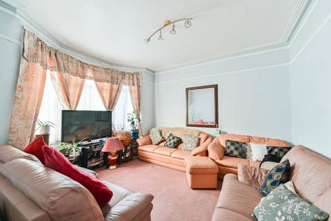 3 bedroom terraced house for sale, Crusoe Road, Mitcham, CR4