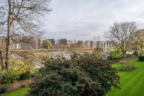 3 bedroom flat to rent, Riverview Gardens, Castelnau, London, SW13