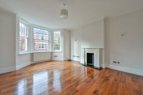 3 bedroom flat to rent, Riverview Gardens, Castelnau, London, SW13
