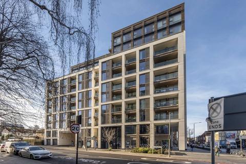 1 bedroom flat to rent, Upper Richmond Road, East Putney, London, SW15