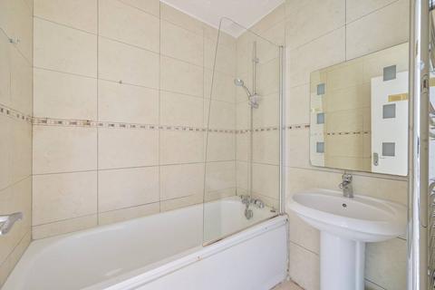 2 bedroom flat to rent, Norley Vale, Roehampton, London, SW15