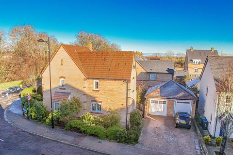Brockswood Drive, Hemel Hempstead, HP2