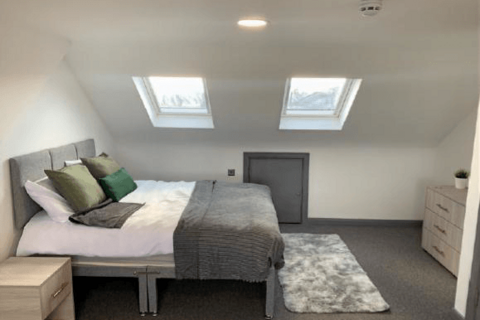 1 bedroom in a house share to rent, Cranford, TW4