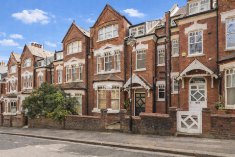 Jacksons Lane, Highgate, London, N6