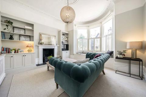 1 bedroom flat for sale, Altenburg Gardens, London SW11