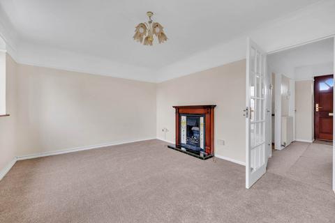 2 bedroom flat for sale, Matlock Road, Leyton