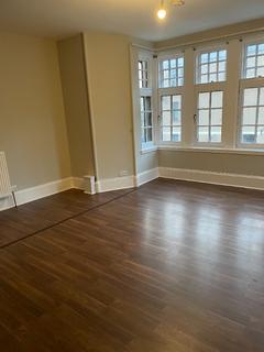 3 bedroom flat to rent, Maitland Street, Maryfield, Dundee, DD4