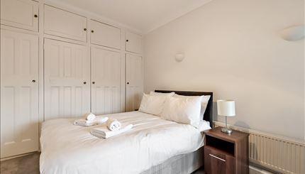 Bedroom 5.jpg