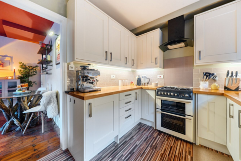 2 bedroom flat for sale, Garden Flat, Upper Grosvenor Road, Tunbridge Wells