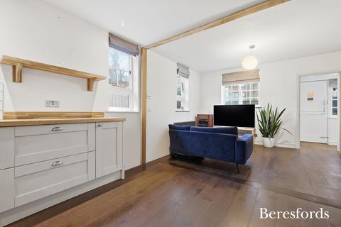 2 bedroom terraced house for sale, The Close, Dunmow, CM6