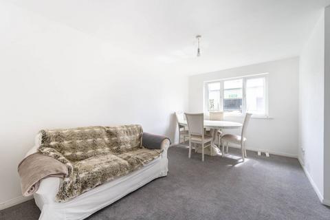Trenmar Gardens, Kensal Green, London, NW10