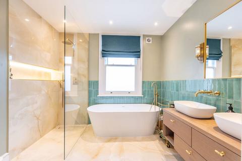 4 bedroom semi-detached house to rent, Kenmont Gardens, Kensal Rise, London, NW10