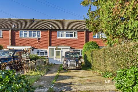 3 bedroom terraced house for sale, Leatherhead Road, Malden Rushett, Surrey. KT9
