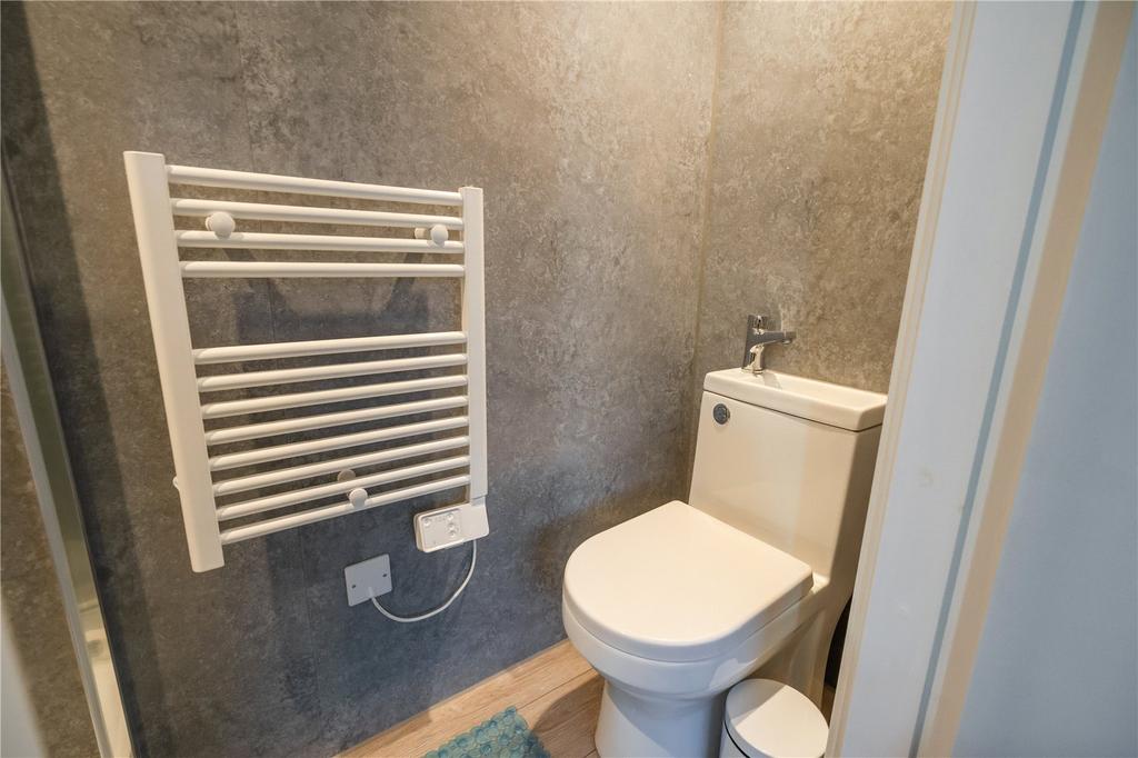 En-Suite 1