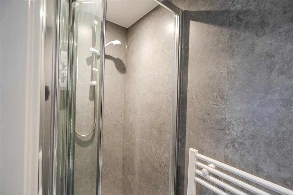 En-Suite 1