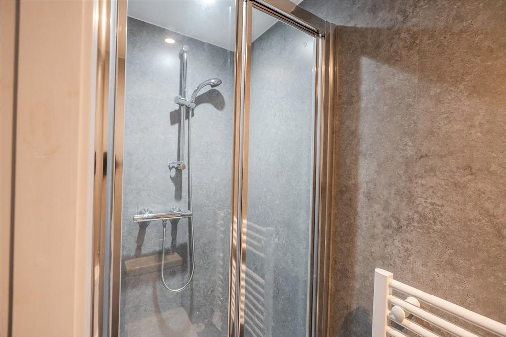 En-Suite 3