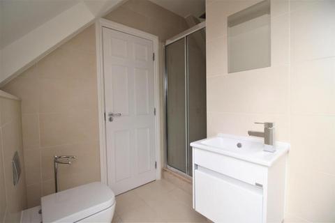 3 bedroom house to rent, Marlborough Drive, Bushey WD23