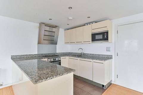 2 bedroom flat to rent, Argyll Road, Woolwich, London, SE18