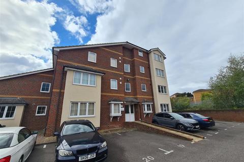 undefined, Spencer Close, Aldershot