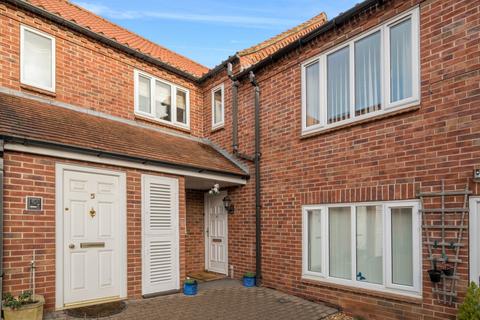 2 bedroom flat for sale, Premier Court, Grantham, Lincolnshire, NG31