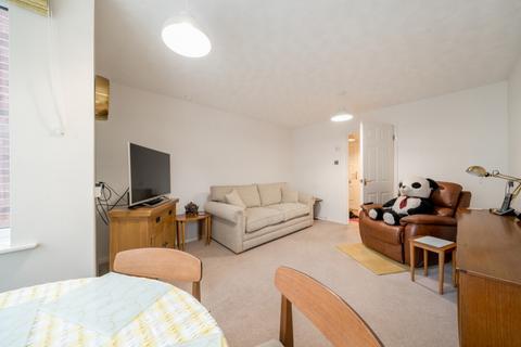 2 bedroom flat for sale, Premier Court, Grantham, Lincolnshire, NG31