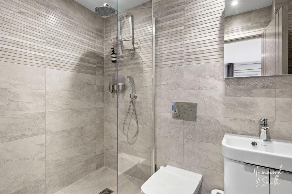 Ensuite Shower Room