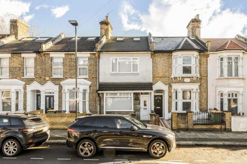 3 bedroom terraced house for sale, Geere Road, London E15