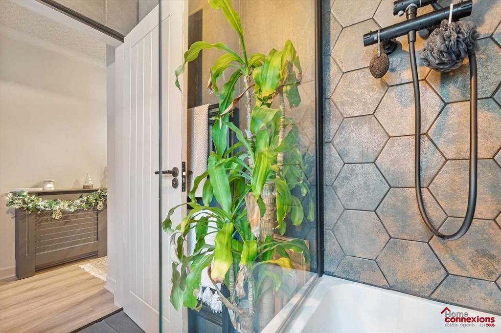 Bathroom (2)