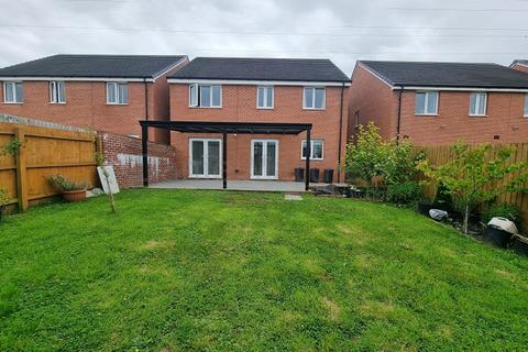 undefined, Cae Cenydd, Brackla, CF31