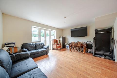 3 bedroom terraced house for sale, Chesham,  Buckinghamshire,  HP5