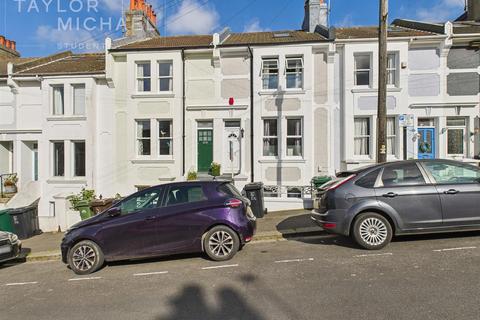 7 bedroom terraced house to rent, Totland Road, Brighton