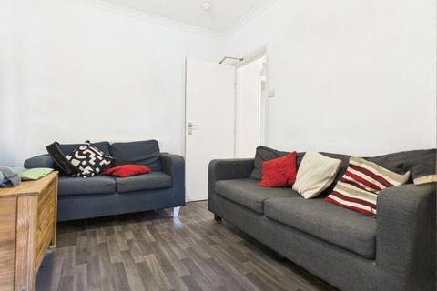 7 bedroom terraced house to rent, Totland Road, Brighton