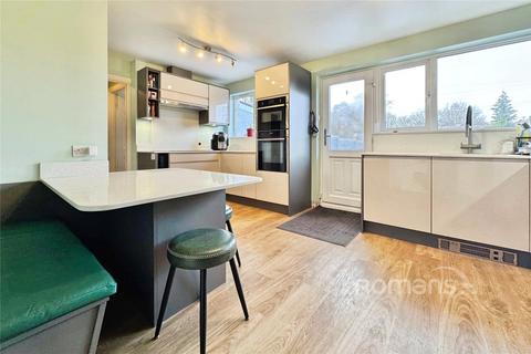4 bedroom semi-detached house for sale, Cotswold Road, Sandhurst, Berkshire