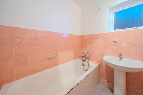 2 bedroom apartment for sale, Flat 3, Welburn Court, Welburn Avenue, Leeds, West Yorkshire